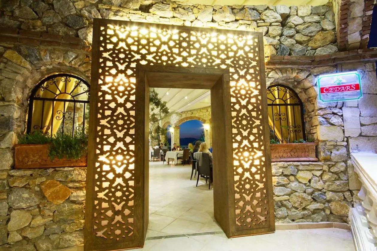 EPHESUSPRINCESS_SHABAVIZ (17).jpg